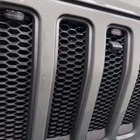 Universal Pre-Runner Style LED Grill Light Kit (New Style)