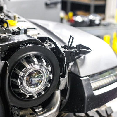 Morimoto 7in Headlight Adapters: Jeep JL / JT (Set)