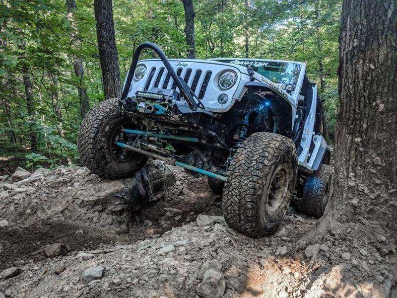 JKS Manufacturing 2007-2018 Jeep Wrangler JK J-MAX 3in 4 Door OR 3.5 Inch 2 Door w/Fox 2.5 Series R/R Coil-over w/DSC JSPEC