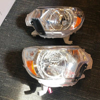 2012-2015 Toyota Tacoma Pre-Assembled Headlights with White LED Halos